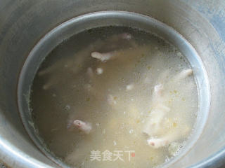 鸡爪黄豆汤的做法步骤：9