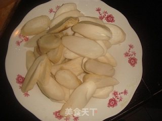 还原金沙鲈鲤的美味 清炖馋莎莎的做法的做法步骤：2