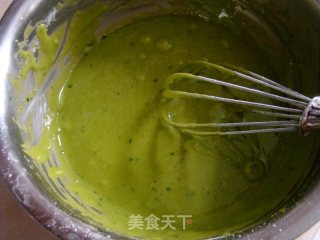 菠菜戚风的做法步骤：3