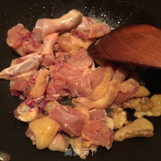 鸡肉焖榨菜的做法步骤：3