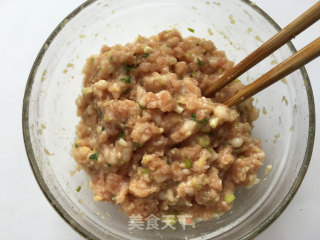 红油抄手的做法步骤：3