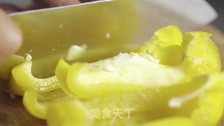 加勒比牛肉饭的做法步骤：1