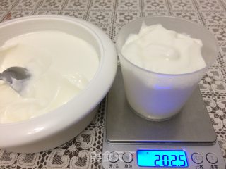 酸奶蛋糕的做法步骤：1