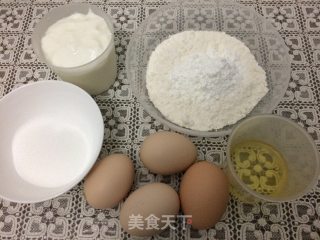 酸奶蛋糕的做法步骤：2
