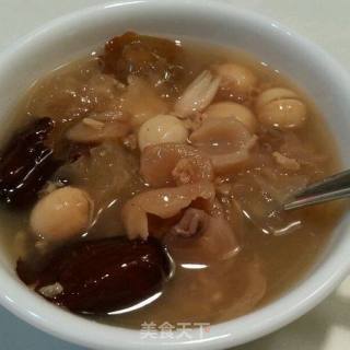 红枣蓮子銀耳羹的做法步骤：4