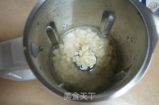 牛奶杏仁露的做法步骤：2