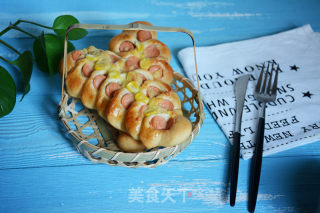 火腿花边面包的做法步骤：12