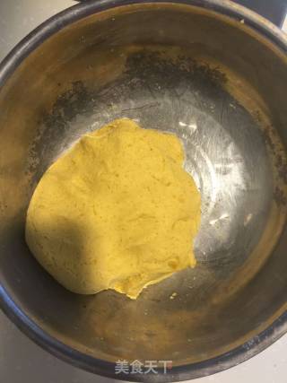 南瓜饼的做法步骤：3
