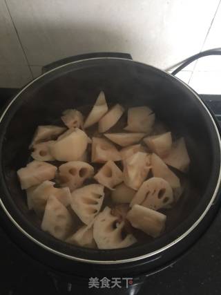 莲藕炖排骨的做法步骤：10