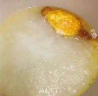 红果家菜谱之茄汁煎蛋面的做法步骤：3