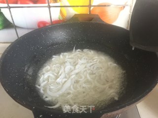 蟹粉银鱼的做法步骤：4