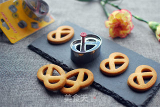 炼乳脆饼，超级简单的硬脆饼干的做法步骤：13