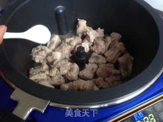 玉米烧排骨的做法步骤：8