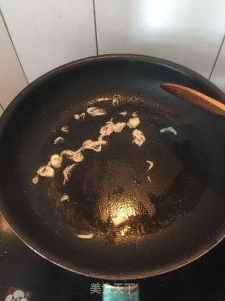 凉拌菠菜粉丝的做法步骤：2