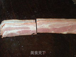 芝士培根蒜苗卷的做法步骤：2