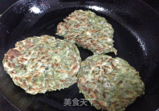 槐花饼的做法步骤：10