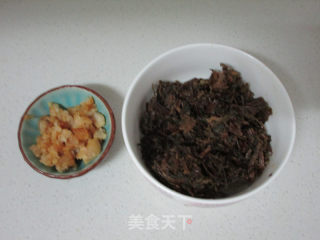 梅干菜油渣薄饼的做法步骤：2