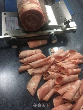 牛肉饭的做法步骤：1