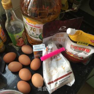 原味奶油杯➕黑森林蛋糕的做法步骤：1