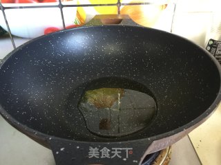 炒鸡枞菌的做法步骤：6