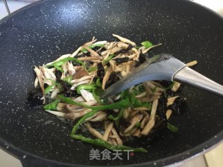 炒鸡枞菌的做法步骤：10