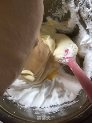 三色戚风蛋糕的做法步骤：10