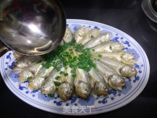 微波炉版清蒸梅童鱼的做法步骤：6