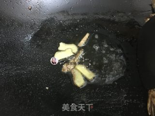 红枣枸杞鲫鱼汤的做法步骤：5
