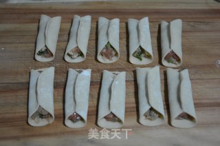 锅贴的做法步骤：3