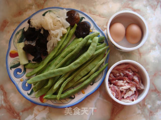 电饭煲版豆角焖面的做法步骤：2