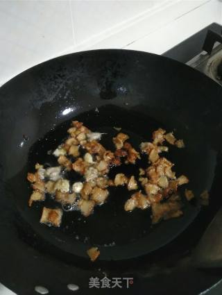 腊肉炒鸡肶菇的做法步骤：3