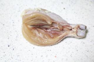 照烧鸡腿饭的做法步骤：1