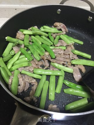 豆角焖面的做法步骤：4