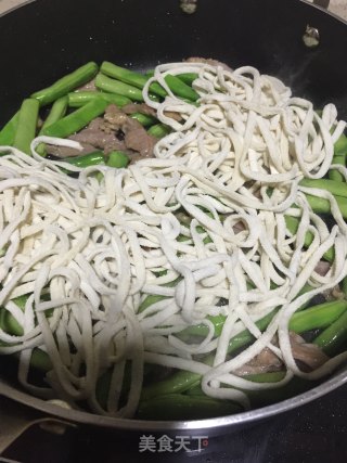 豆角焖面的做法步骤：5