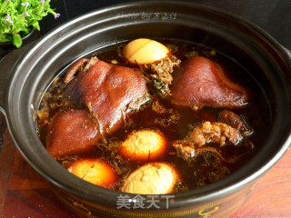 梅干菜冰糖肘子的做法步骤：11