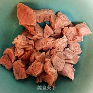 羊肉萝卜汤的做法步骤：1