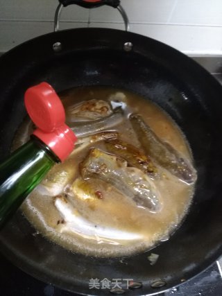 酱烧鱼的做法步骤：6