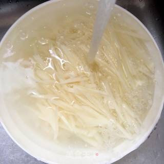 胡萝卜炒土豆丝的做法步骤：4