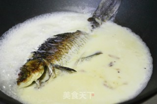 萝卜鲫鱼汤的做法步骤：10