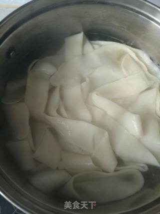 快手油泼面的做法步骤：7