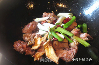 鸡架炖土豆的做法步骤：4