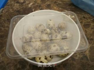 红烧排骨鹌鹑蛋的做法步骤：3
