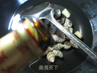 沙茶酱花螺的做法步骤：3