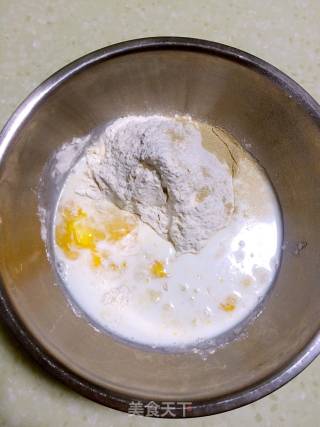 蜂蜜脆底小面包的做法步骤：1