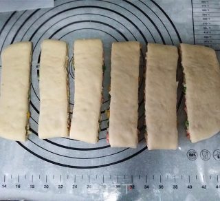杂蔬火腿芝士面包条的做法步骤：13