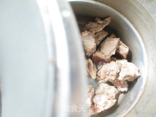 油条菠菜排骨汤的做法步骤：3