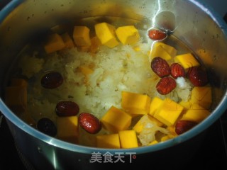 双红银耳南瓜汤的做法步骤：5