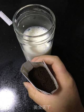 懒人版奶萃拿铁的做法步骤：2