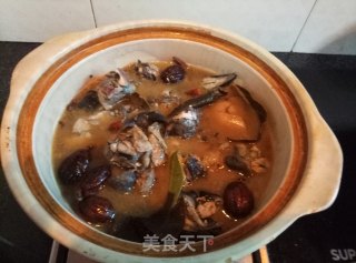 板栗烧乌鸡的做法步骤：5