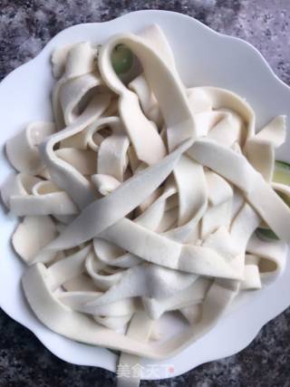 红烧牛肉面的做法步骤：8